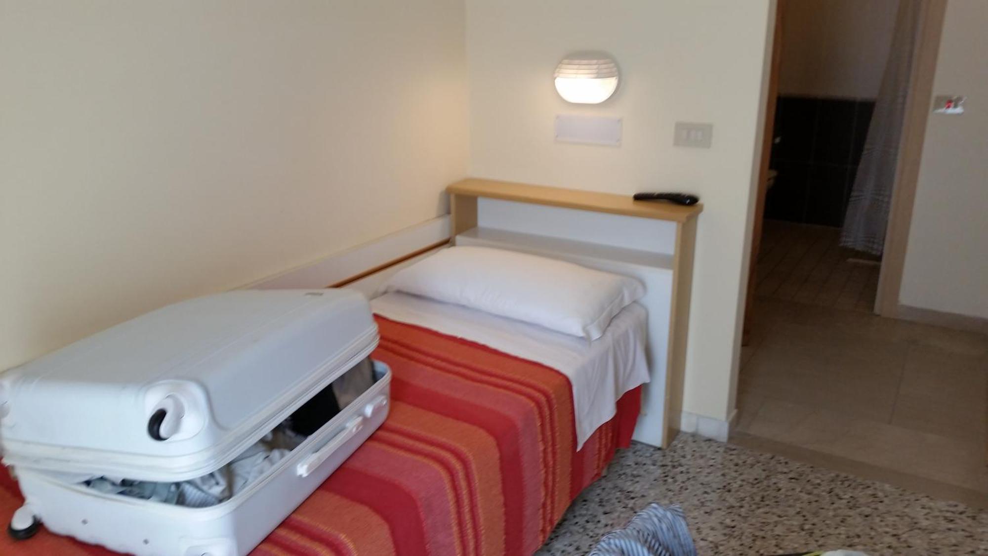 Hotel Tosi Riccione Exterior foto